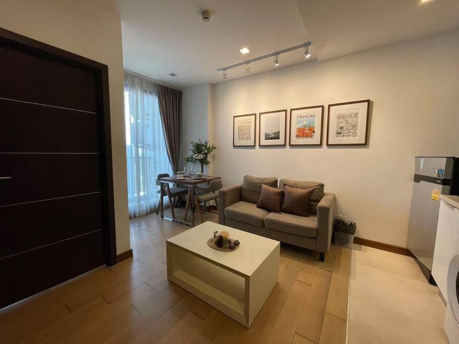 Luxury And Modern Condo In Central Chiang Mai - Astra Condo Екстериор снимка